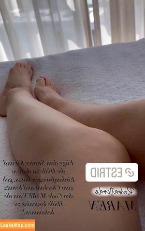 Maren Wolf photo #0074