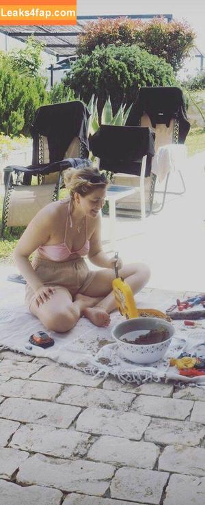 Maren Wolf photo #0112