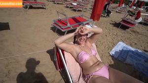 Maren Wolf photo #0113