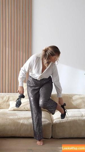 Maren Wolf photo #1949