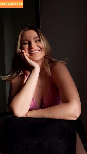 Maren Wolf photo #1971