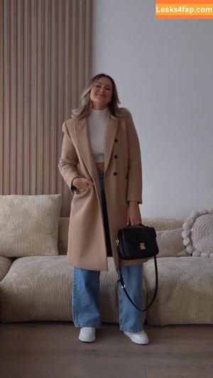 Maren Wolf photo #2030