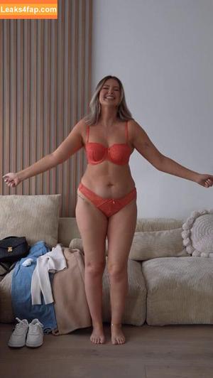 Maren Wolf photo #2031