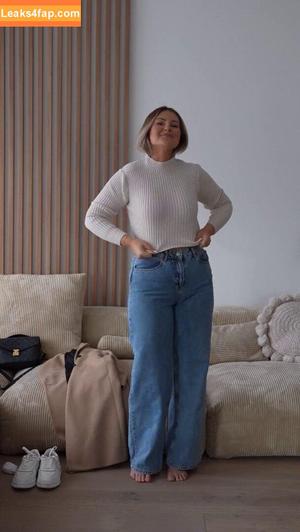 Maren Wolf photo #2032