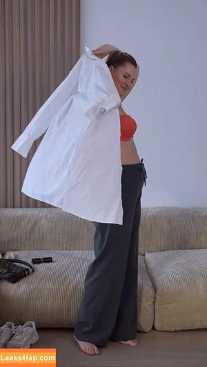 Maren Wolf photo #2043