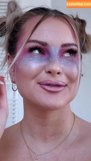 Maren Wolf photo #2062