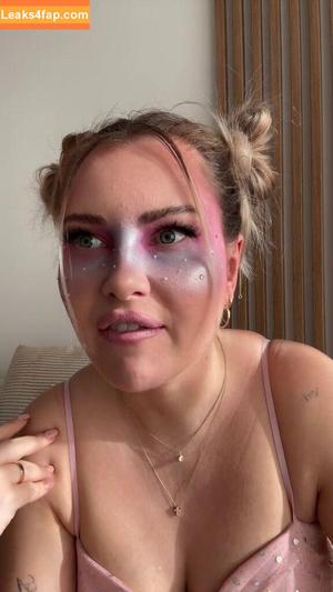 Maren Wolf photo #2073