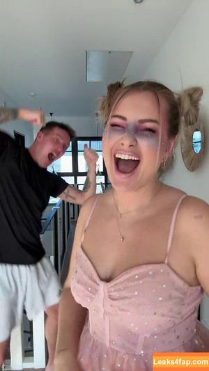 Maren Wolf photo #2085