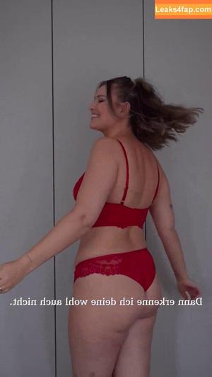 Maren Wolf photo #2168