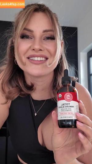 Maren Wolf photo #2264