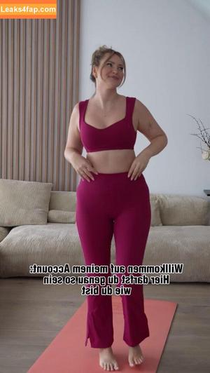 Maren Wolf photo #2277