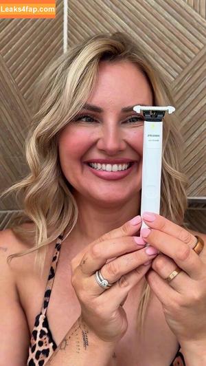 Maren Wolf photo #2677