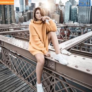 Maren Wolf photo #2692