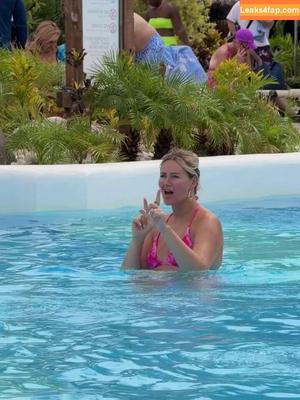 Maren Wolf photo #2908