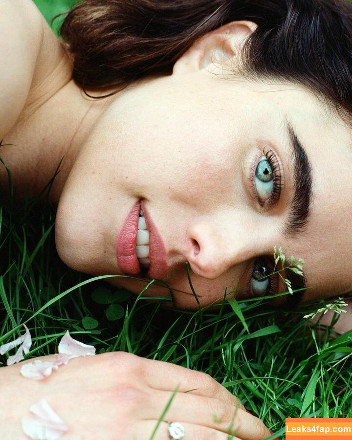 Margaret Qualley / margaretqualley leaked photo photo #0219