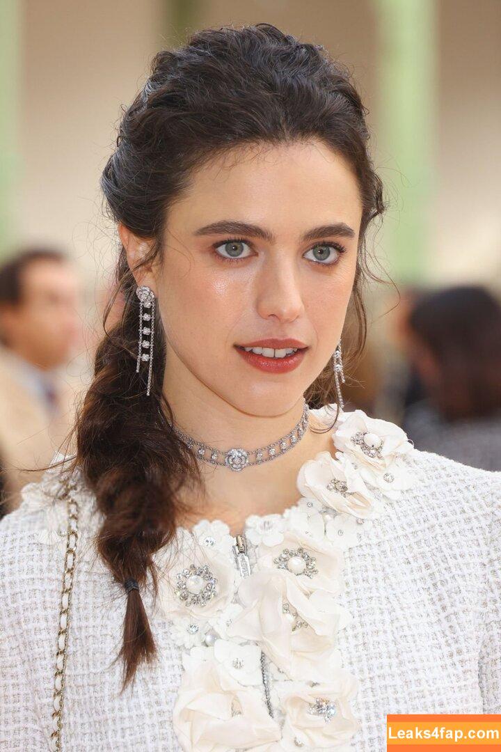 Margaret Qualley / margaretqualley leaked photo photo #0375