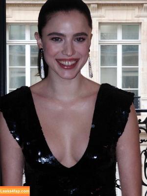 Margaret Qualley photo #0777