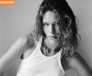 Margo Millien фото #0006