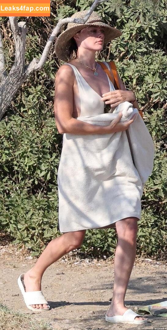 Margot Robbie / margotrobbie / margotrobbieofficial leaked photo photo #0795
