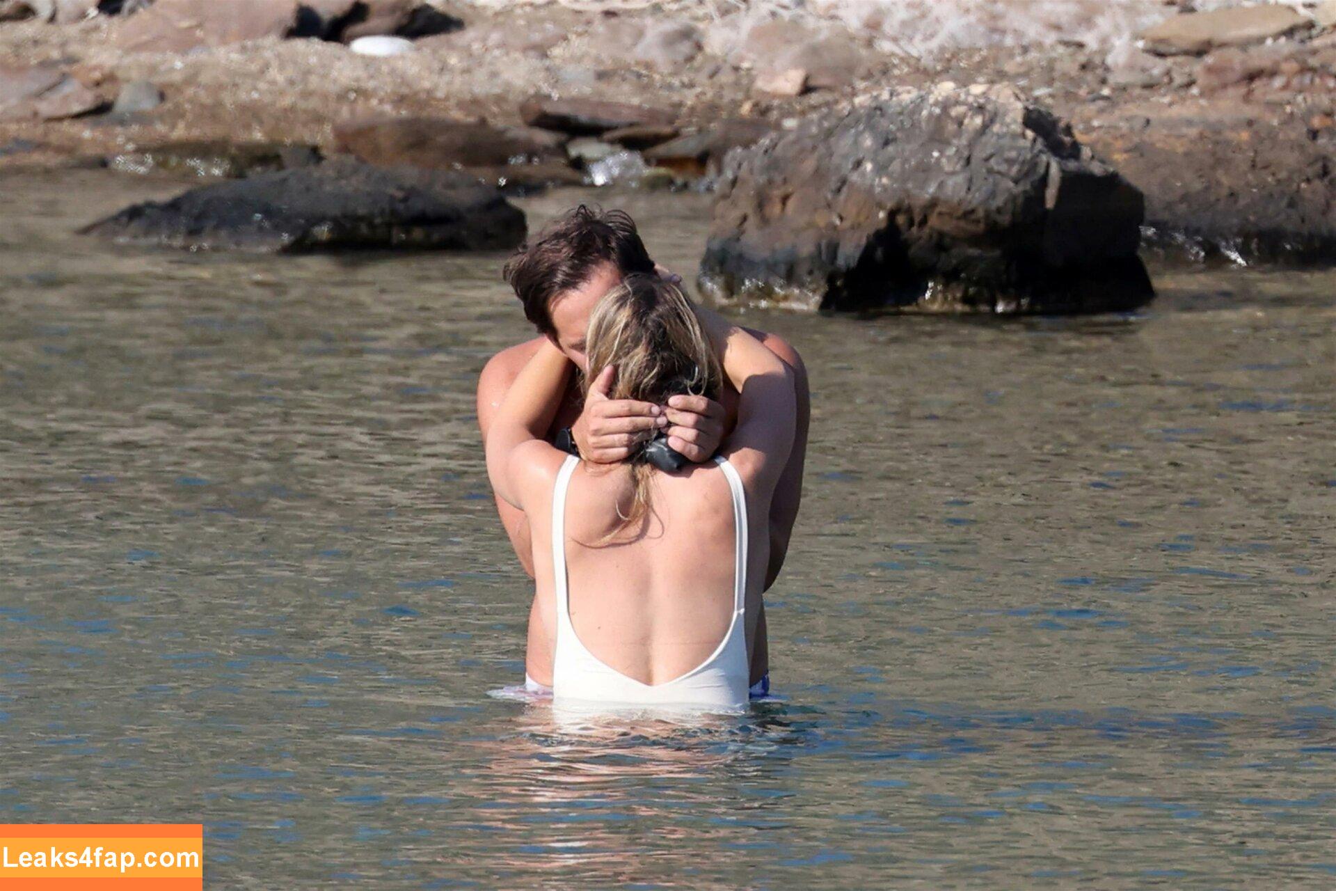 Margot Robbie / margotrobbie / margotrobbieofficial leaked photo photo #0860