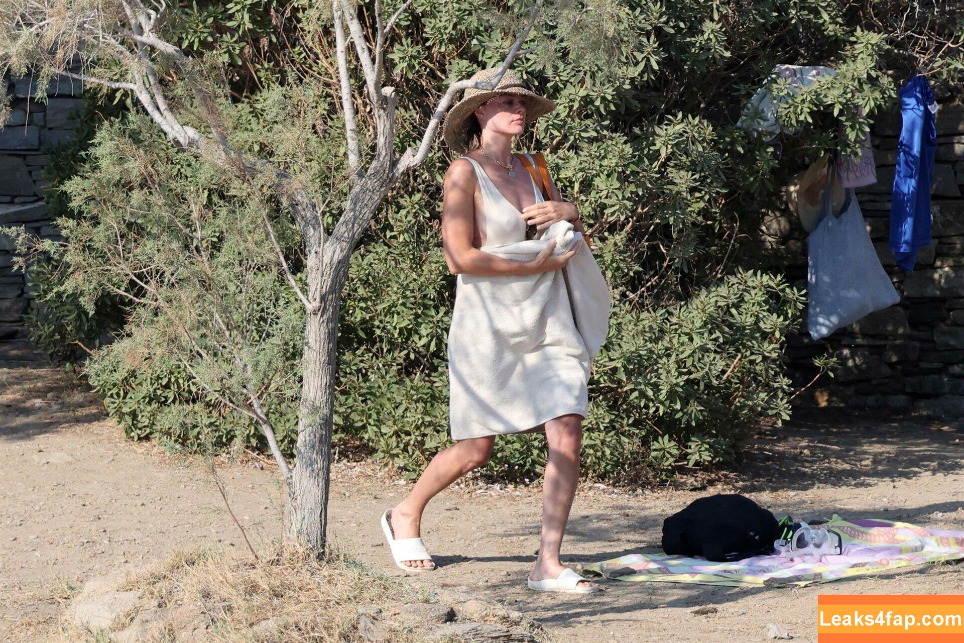 Margot Robbie / margotrobbie / margotrobbieofficial leaked photo photo #0861