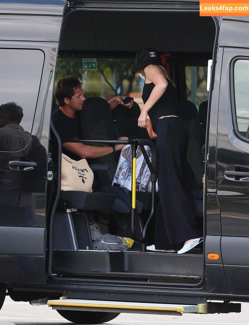 Margot Robbie / margotrobbie / margotrobbieofficial leaked photo photo #0921