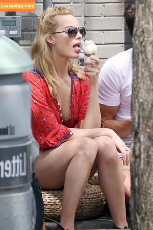 Margot Robbie photo #0083