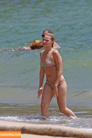 Margot Robbie photo #0145