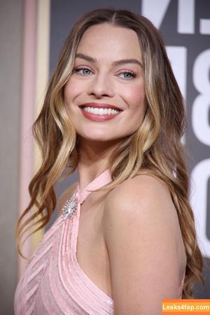 Margot Robbie photo #0245