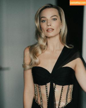 Margot Robbie photo #0388