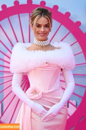 Margot Robbie photo #0698