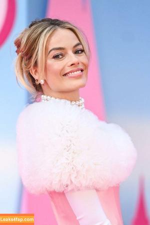 Margot Robbie photo #0701