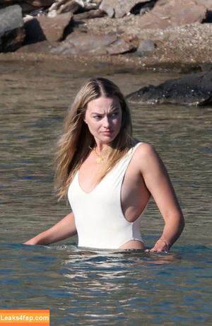 Margot Robbie photo #0849