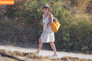 Margot Robbie photo #0857