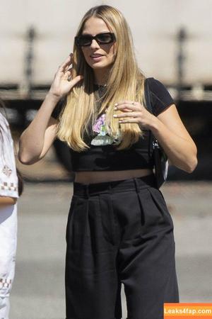 Margot Robbie photo #0935