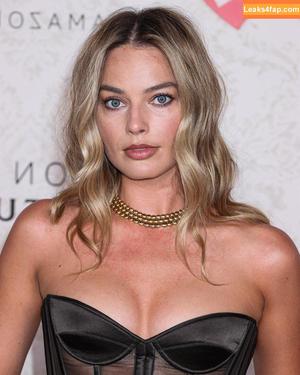 Margot Robbie photo #0974