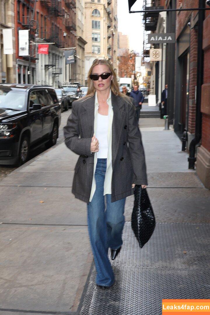 Margot Robbie / margotrobbieofficial leaked photo photo #1071