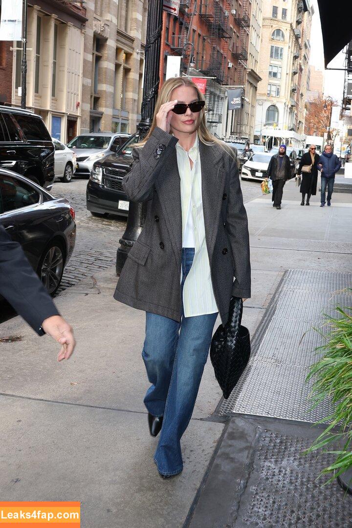 Margot Robbie / margotrobbieofficial leaked photo photo #1077