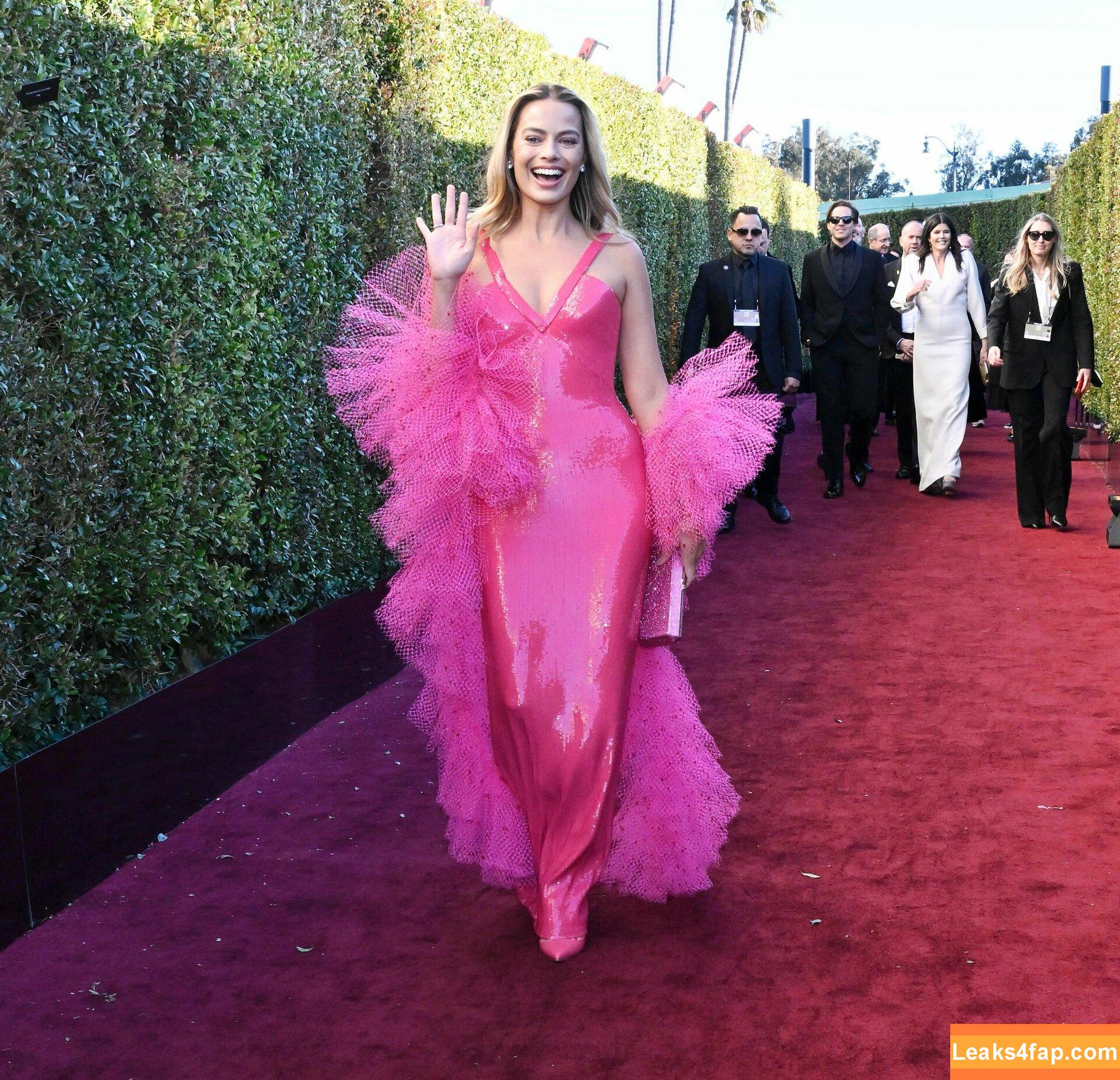 Margot Robbie / margotrobbieofficial leaked photo photo #1221