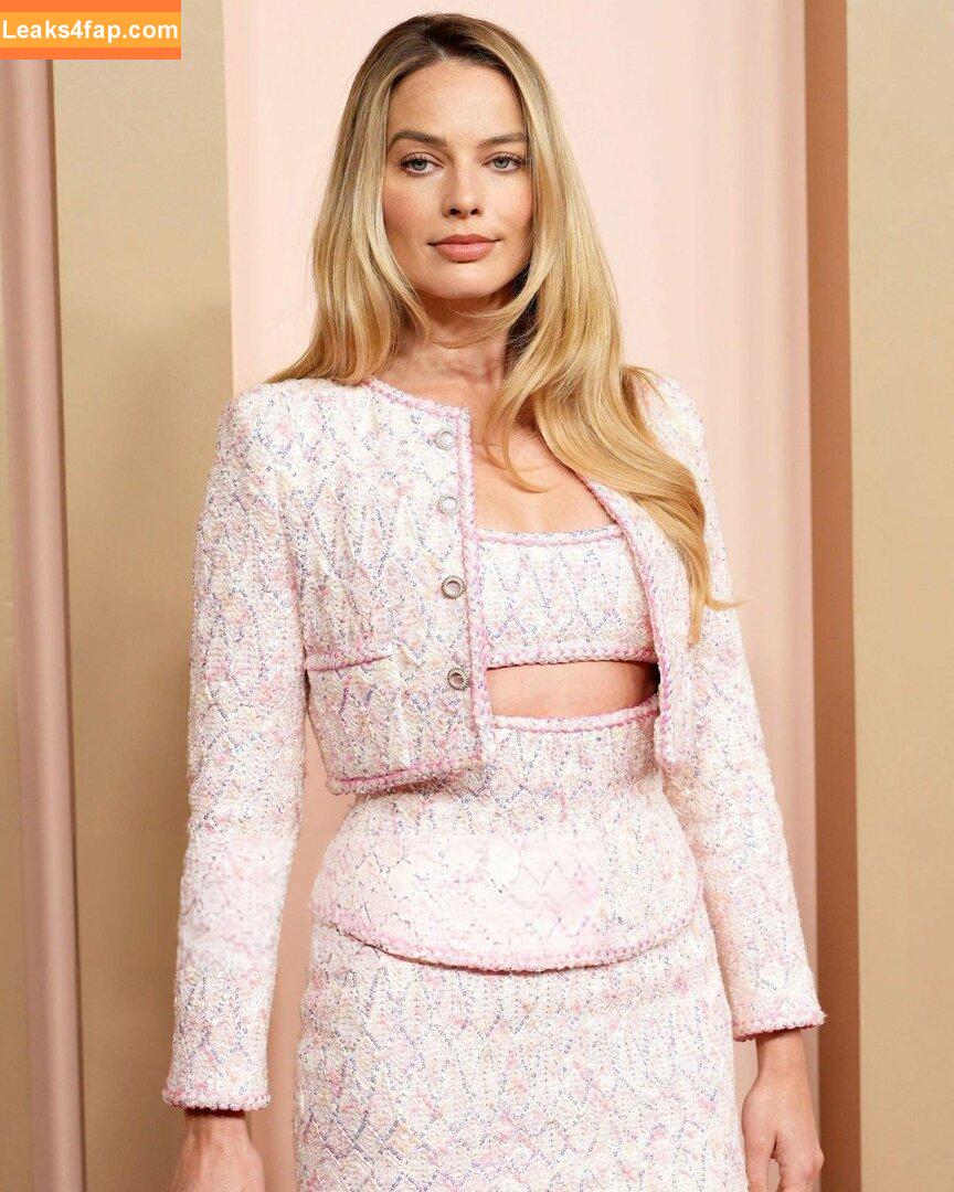 Margot Robbie / margotrobbieofficial leaked photo photo #1440