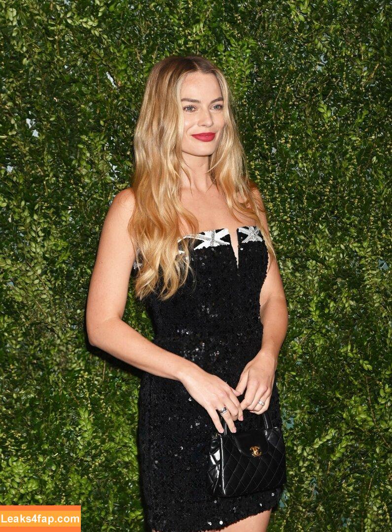 Margot Robbie / margotrobbieofficial leaked photo photo #1473