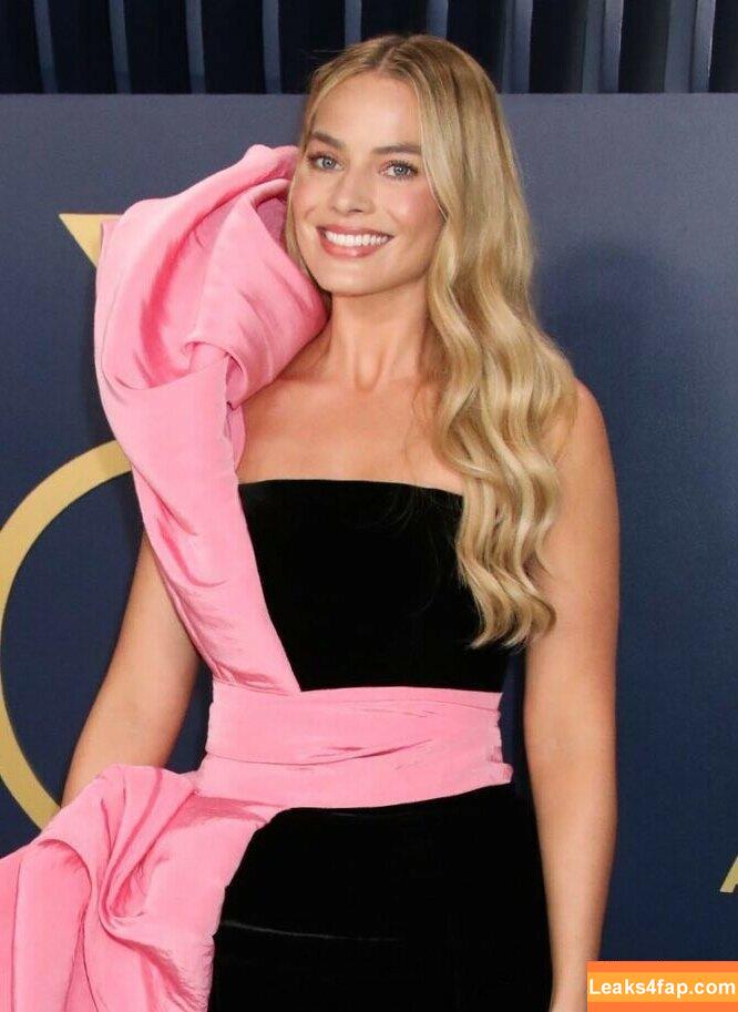 Margot Robbie / margotrobbieofficial leaked photo photo #1570