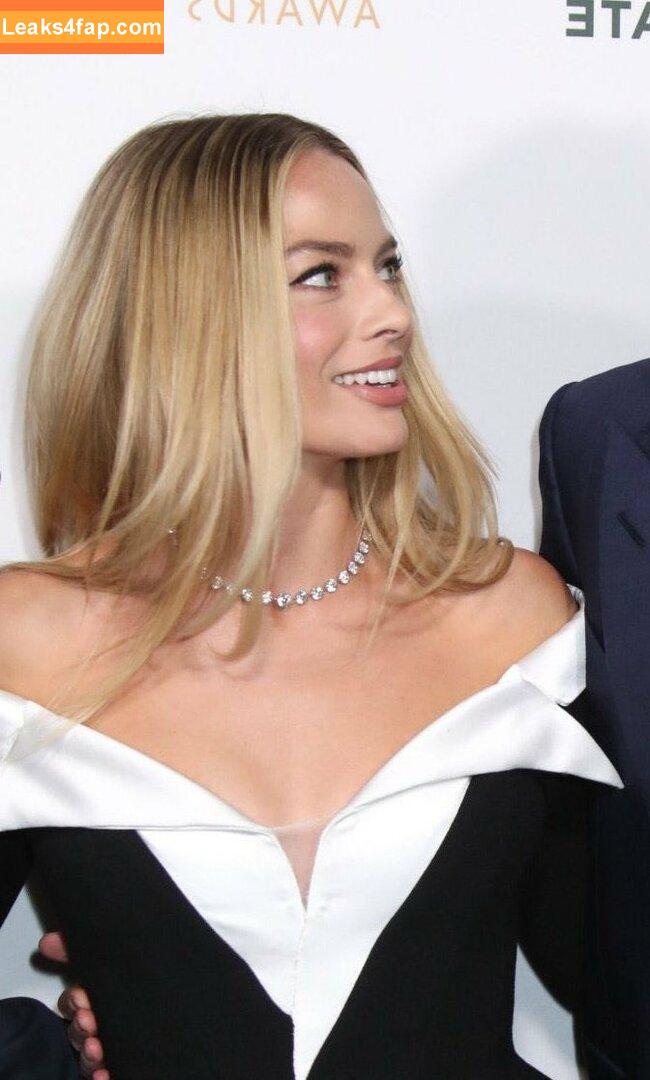 Margot Robbie / margotrobbieofficial leaked photo photo #1577