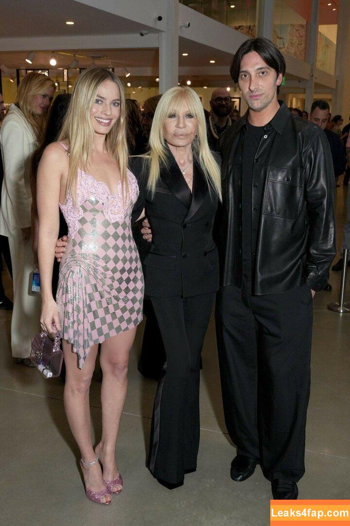 Margot Robbie / margotrobbieofficial leaked photo photo #1621