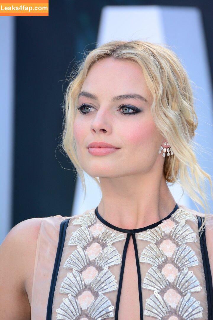 Margot Robbie / margotrobbieofficial leaked photo photo #1786