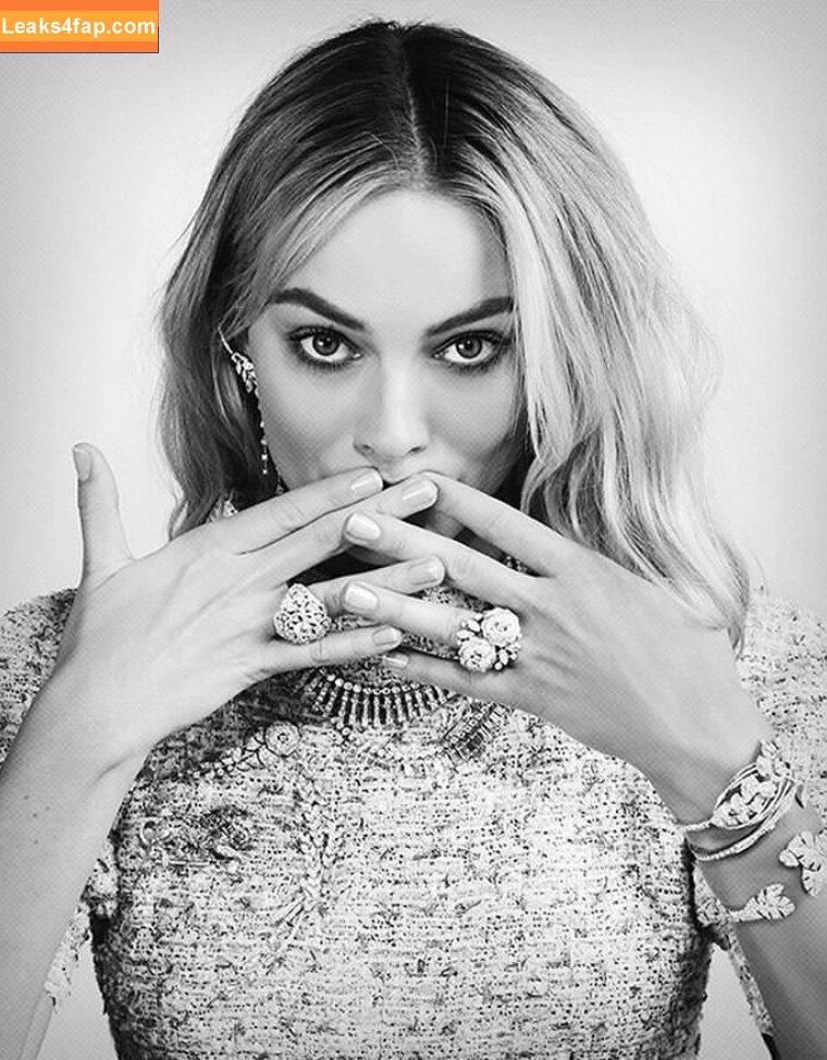 Margot Robbie / margotrobbieofficial leaked photo photo #1995