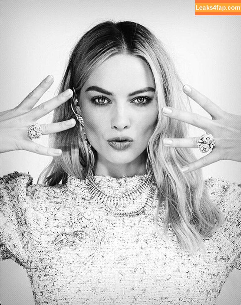 Margot Robbie / margotrobbieofficial leaked photo photo #1996