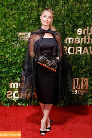 Margot Robbie photo #1042