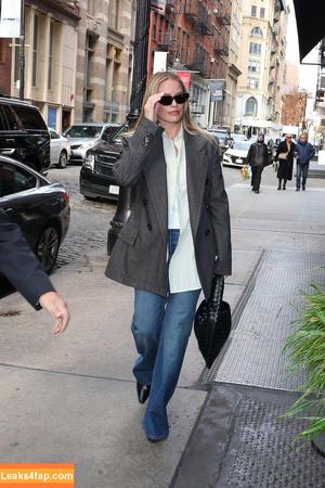 Margot Robbie photo #1077