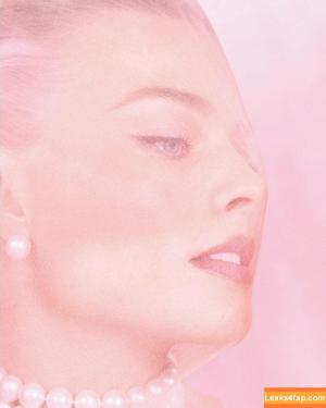 Margot Robbie photo #1745